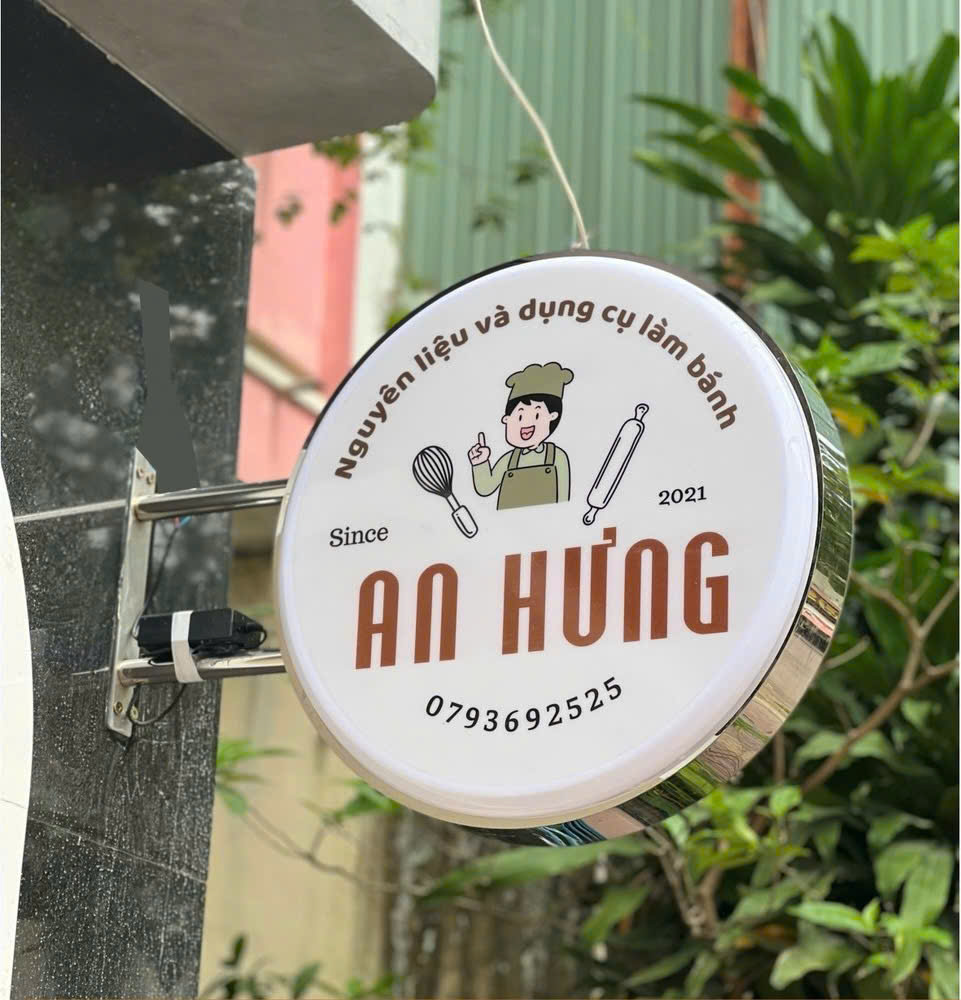 Bảng vẫy mica tối ưu hiển thị ngoài trời